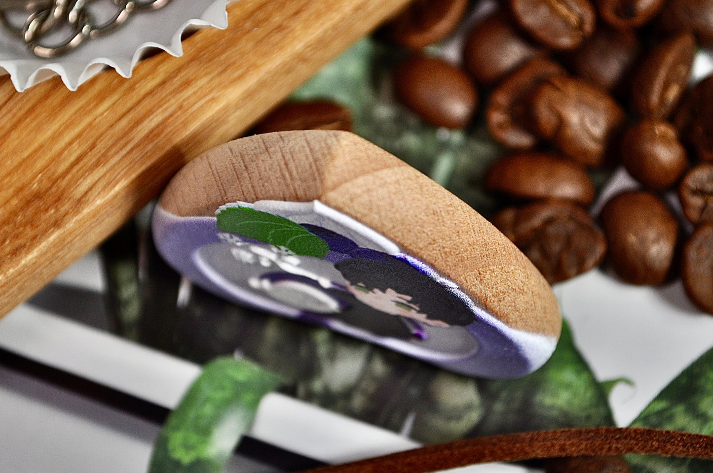 Wooden Badge - Love and Deepspace - NightCloud